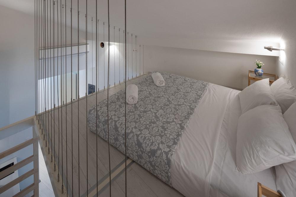 L Anima Boutique Suites Skiathos Town Exterior photo