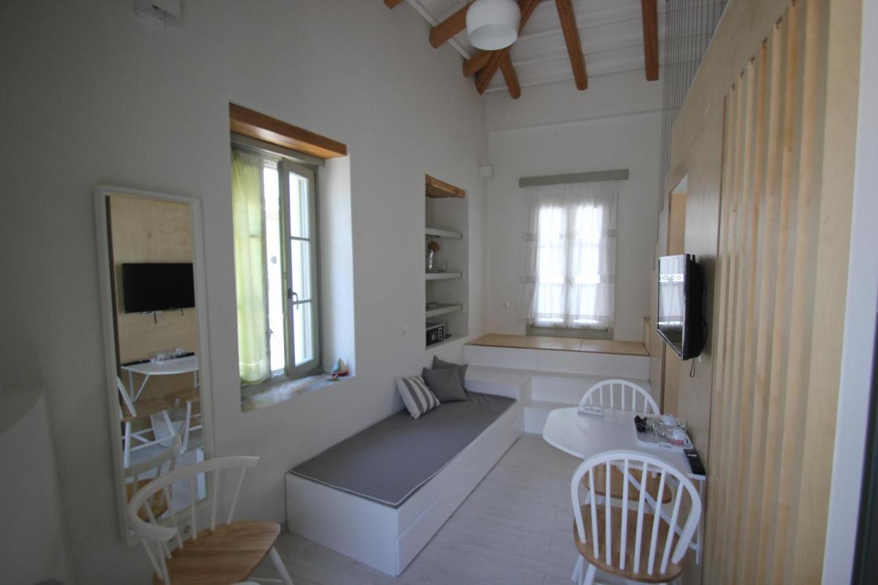 L Anima Boutique Suites Skiathos Town Exterior photo