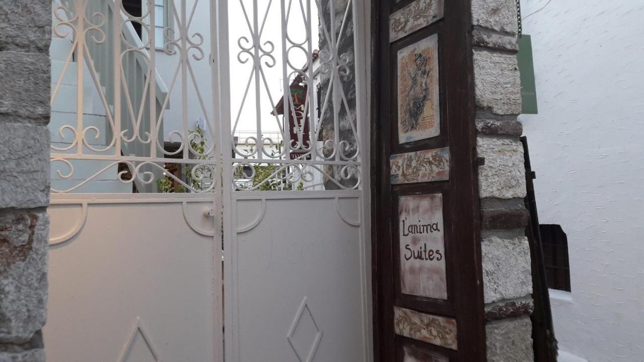 L Anima Boutique Suites Skiathos Town Exterior photo