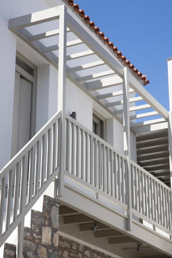 L Anima Boutique Suites Skiathos Town Exterior photo