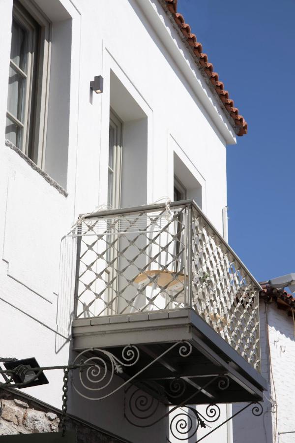 L Anima Boutique Suites Skiathos Town Exterior photo